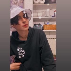 Meet your Posher, Brandon